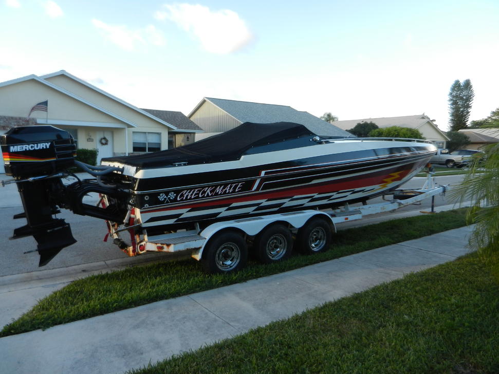 Checkmate 2800 rear starboard waxed.jpg