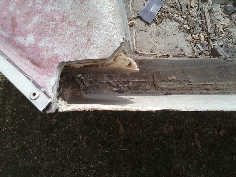 left side transom 3,30,2013.jpg